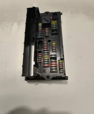 BMW 7 F01 F02 F03 F04 Fuse module 9210861 117033442D 00423518