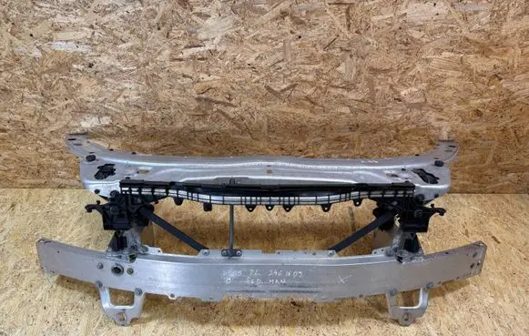 Mercedes-Benz C W205 Radiator support slam panel