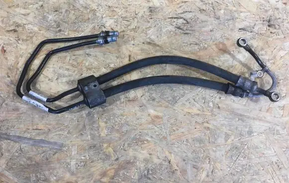 Porsche 911 991 Intercooler pipe mounting bracket 99135926003