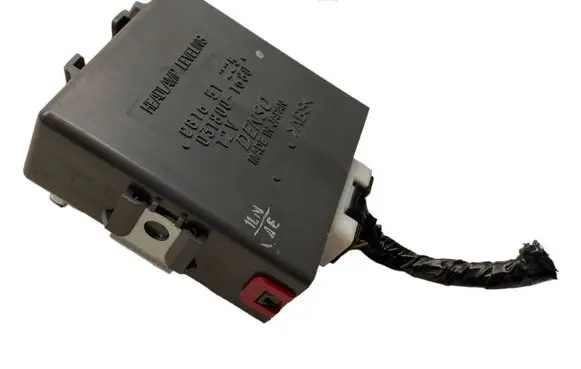 Mazda 5 Light module LCM CG1651225 0318001680