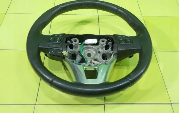Mazda 3 II Steering wheel K0273 XP98