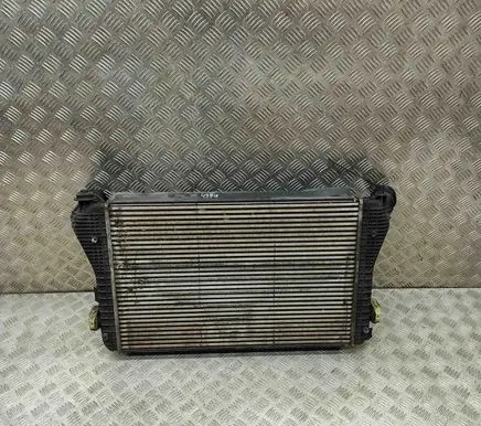 Volkswagen PASSAT B7 Intercooler radiator 3C0145805AN