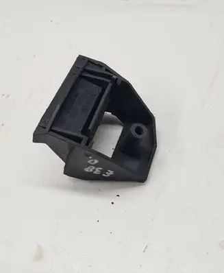 BMW 7 E38 Radiator mount bracket 17111737706