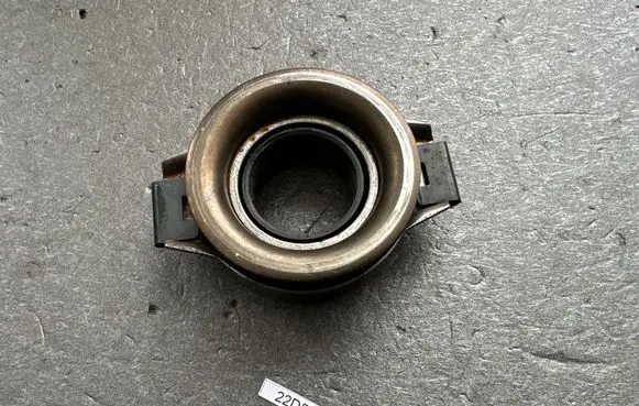 Nissan King Cab, Navara clutch release bearing 305021W718
