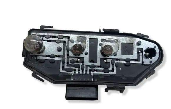 Volkswagen Transporter - Caravelle T5 Tail light part 7H0945257A