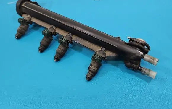 Volkswagen Golf IV Fuel injector 06A133317A IMPRK1600612