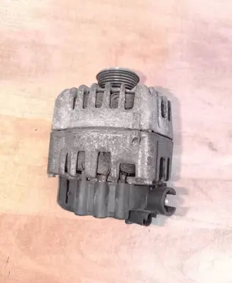 Ford Focus Generator/alternator 9661544880 2543457A