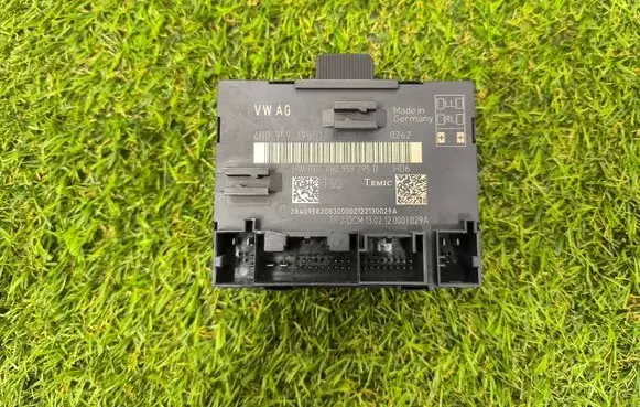 Audi A8 S8 D4 4H Door control unit/module 4H0959795D