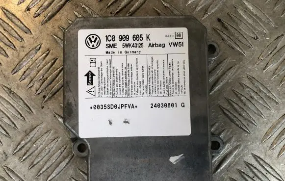 Volkswagen Polo Airbag control unit/module 1C0909605K 5WK43125 24030801G