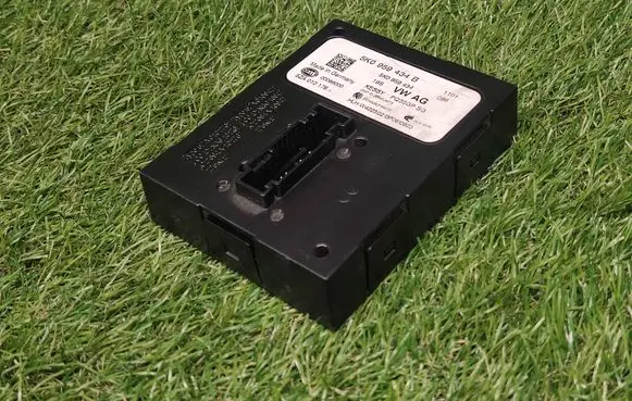 Keyless (KESSY) go control unit/module