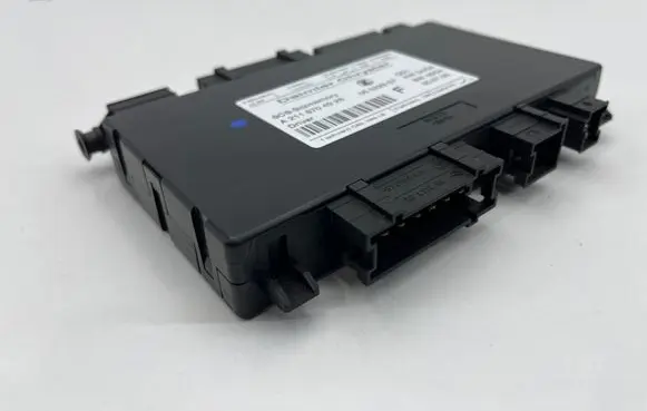 Mercedes-Benz SLK R171 Seat control module A2118704926 05022307