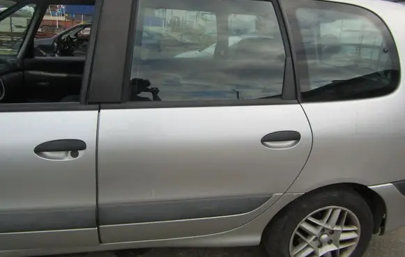 Renault Espace III Rear door 