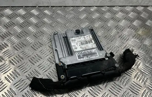 Audi A6 S6 C6 4F Engine control unit/module 4F2910115F 0261S02466 8E0907500J