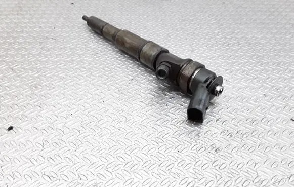 Fuel injector