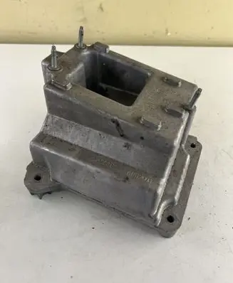 Land Rover Range Rover L322 Other engine bay part UFN500080