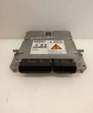 Nissan X-Trail T30 Engine control unit/module 23710EQ402 5800295 2758002954