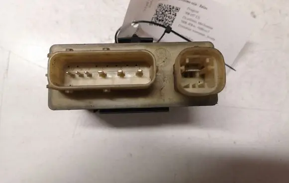 Peugeot 308 Glow plug pre-heat relay 018010953