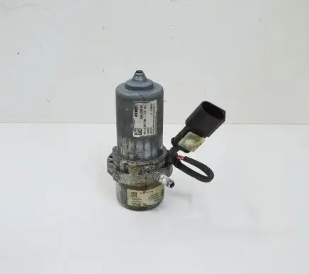 BMW 5 G30 G31 Vacuum pump 6880628 864229