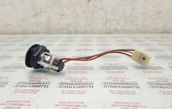 Volkswagen Touareg I 12 V Socket (rear) 1J0919309B