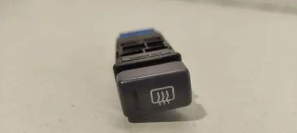 Land Rover Freelander Windscreen/window heater switch