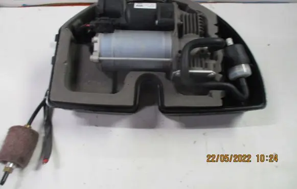 Peugeot Partner III Air suspension compressor/pump 941300