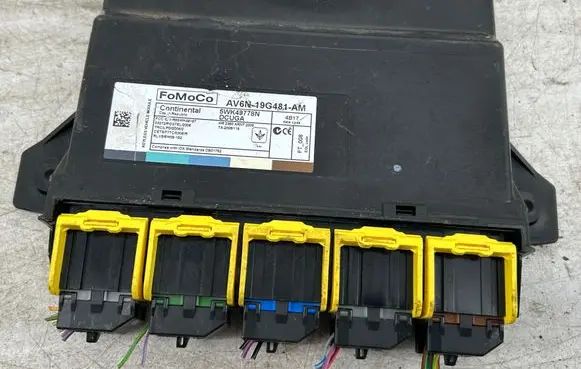Ford Focus Comfort/convenience module AV6N19G481AM 5WK49778N