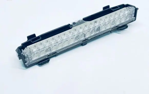 Volkswagen Jetta VI Third/center stoplight 6RU945087B