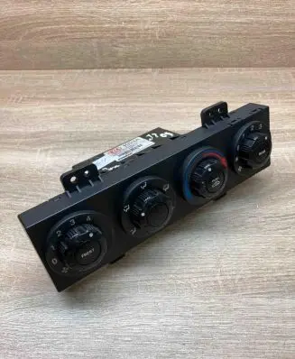 KIA Carnival Climate control unit 0K53A61190