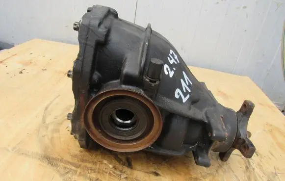 Mercedes-Benz E W211 Rear differential A2303510508MERC1 2303510508