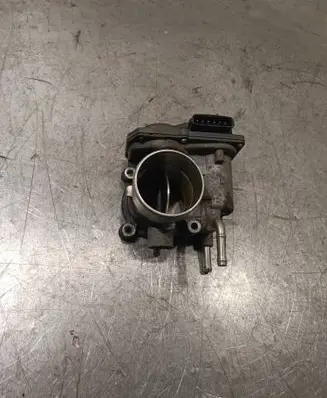 Toyota Verso Throttle valve 261000R020 00334 148007L08