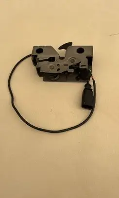Citroen C3 Tailgate/trunk/boot lock/catch/latch 9151487499