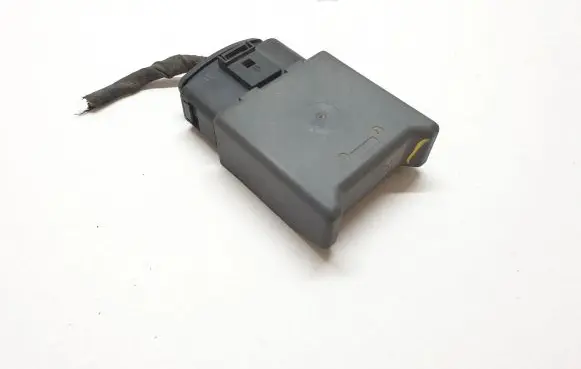 Skoda Scala Fuel injection pump control unit/module 5Q0906093A