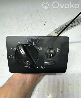 Ford Focus Light switch 4986102