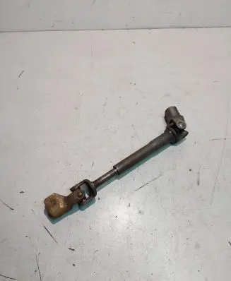 Nissan Qashqai Steering column universal joint