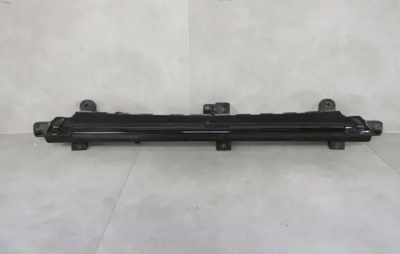 Land Rover Defender Third/center stoplight L8B2-13A613