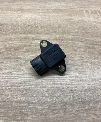 Nissan X-Trail T30 Air pressure sensor PS6901UA