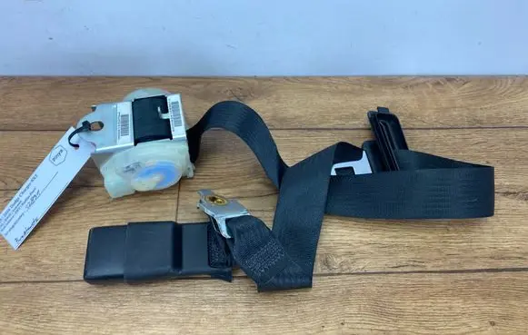 Dodge Charger Rear seatbelt P5UZ241X9AAPINYA P5UZ241X9AA