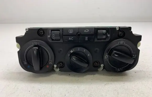 Volkswagen PASSAT B6 Climate control unit