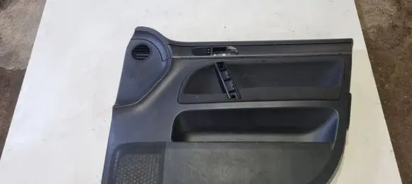 Volkswagen Touareg I Front door card panel trim 7L6867012