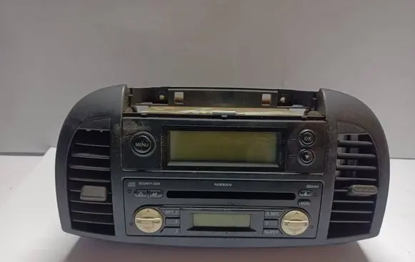Nissan Micra Radio/CD/DVD/GPS head unit 7643349318 6350661 E1022458