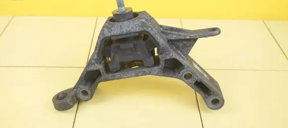 Fiat 500 Engine mount vacuum valve 199B6000