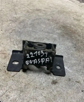 Nissan Qashqai J12 Gearbox mount