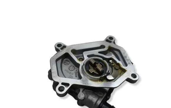 Mercedes-Benz GLB x247 Vacuum pump A2641800000 081220220855