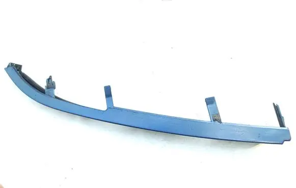 BMW 3 E46 Under headlight/headlamp trim 8208481