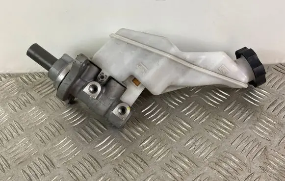 Hyundai Santa Fe Master brake cylinder