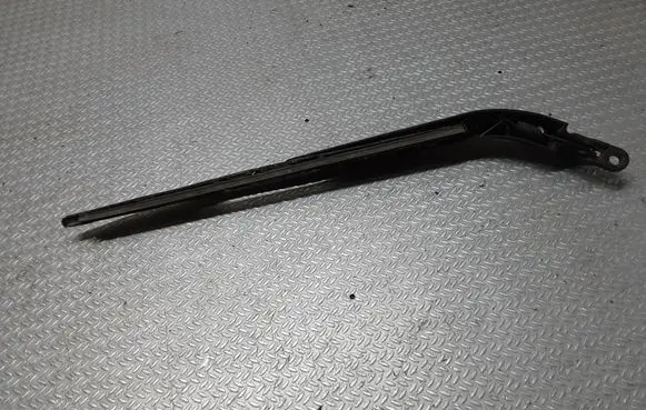 Mitsubishi Colt Rear wiper blade arm