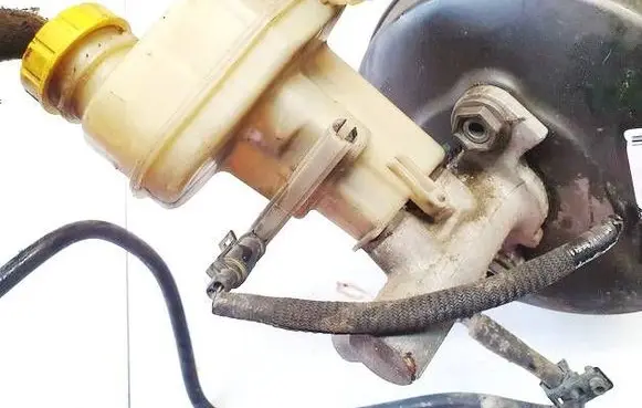 Alfa Romeo 159 Master brake cylinder 32067799b 32067799-b