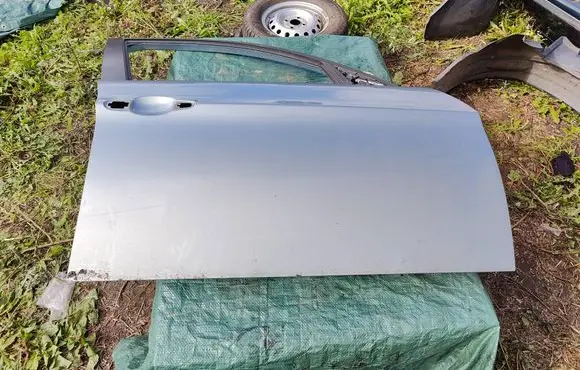 BMW 3 E90 E91 Front door 41007203644