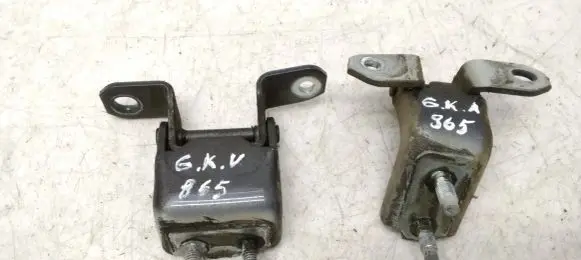 Rear door hinge set