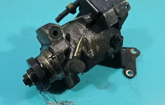 Ford Mondeo Mk III Fuel injection high pressure pump R9044Z034A IMPRK1478413